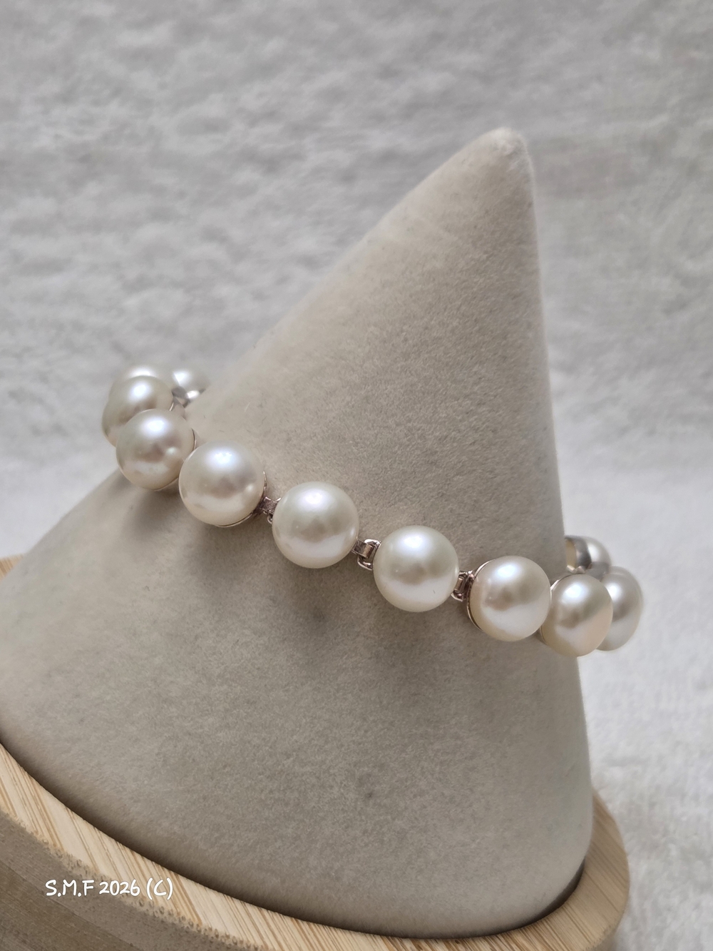 Round Button Cultured Freshwater Pearls in Sterling Silver Bracelet (#70)